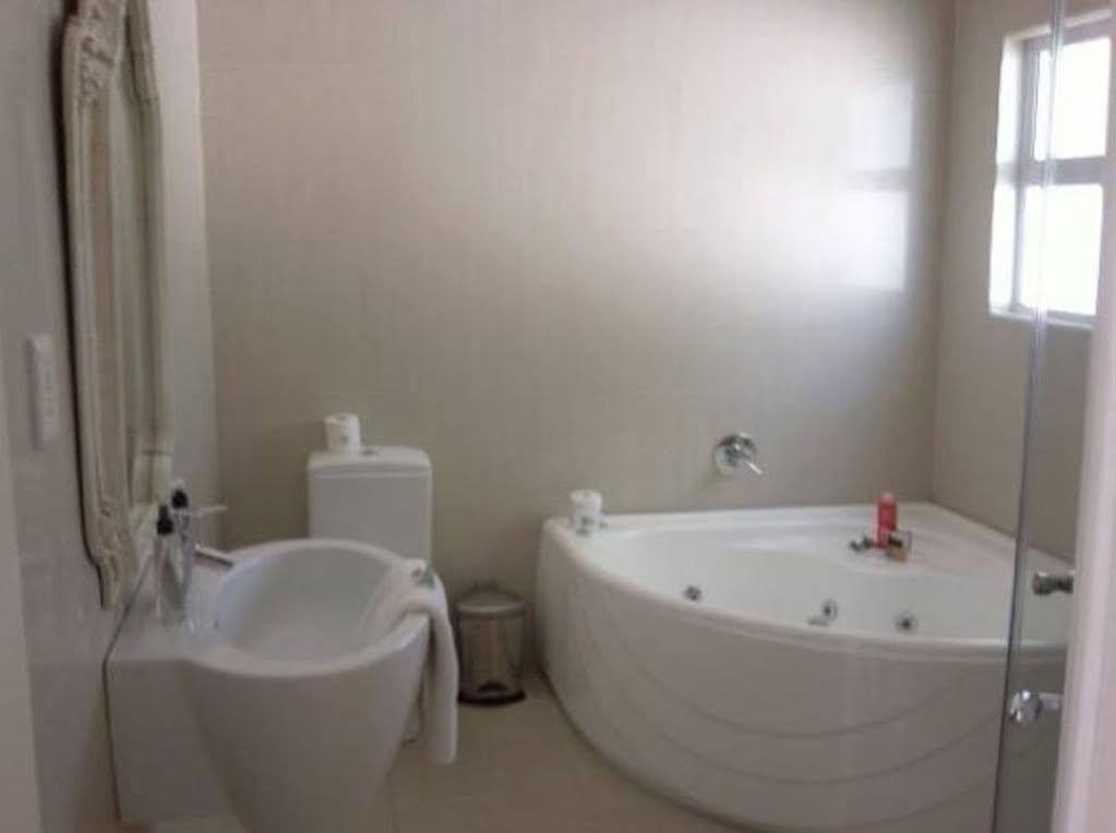 Luxury Beach Apartments Durban Esterno foto